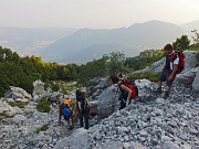 89 Scendiamo per scorciatoia a riprendere il sentiero 537....
